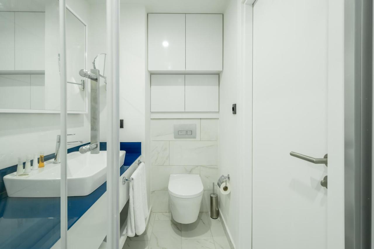 Orbi City Hotel Official Batoumi Extérieur photo